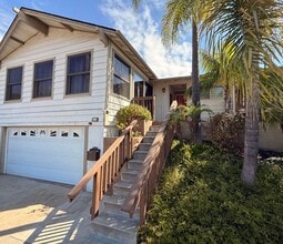 Building Photo - Charming 4BR San Diego Home with Front Dec...