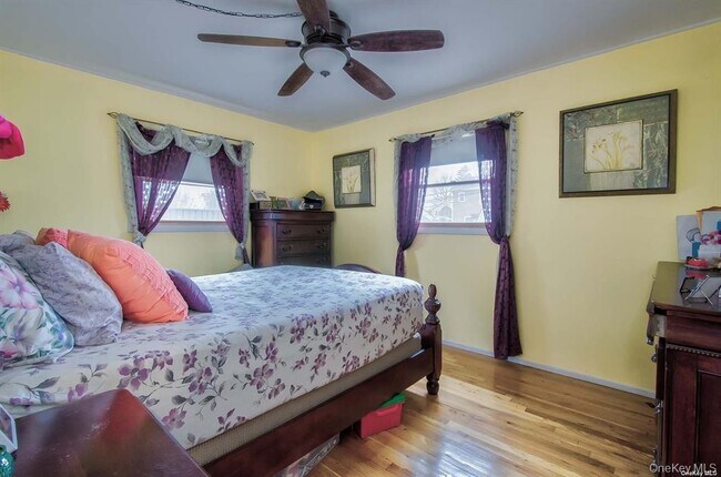 Building Photo - 15 Janet Dr