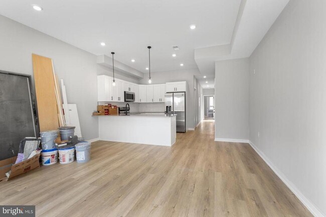 Building Photo - 919 N 15th St