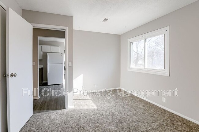 Building Photo - 349 S 26th St