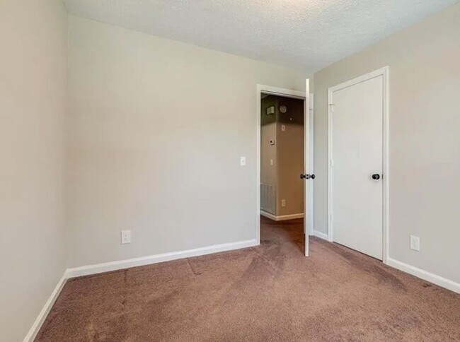 Building Photo - Cozy 3/2 Home located in Georgetown neighborhood