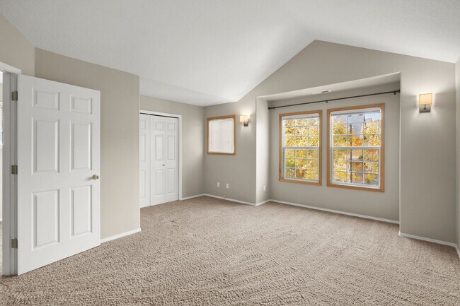 Building Photo - Fantastic Location - Beaverton 3 Bedroom, 2.5 Bath Townhome