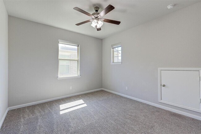 Building Photo - 14926 Samuel Springs Ln