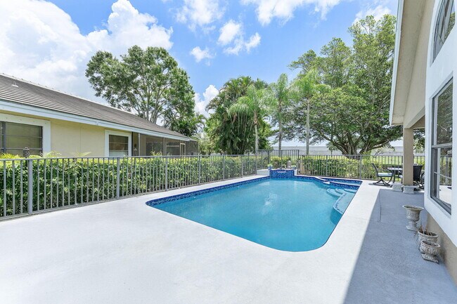 Building Photo - 8080 Burlington Ct