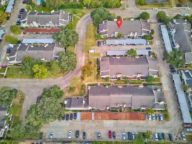 Building Photo - 9519 Pagewood Ln