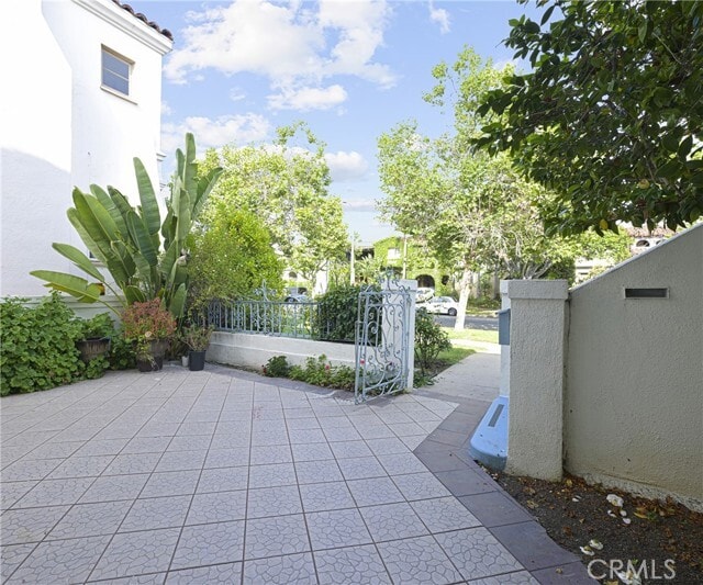 Building Photo - 1119 S Crescent Heights Blvd
