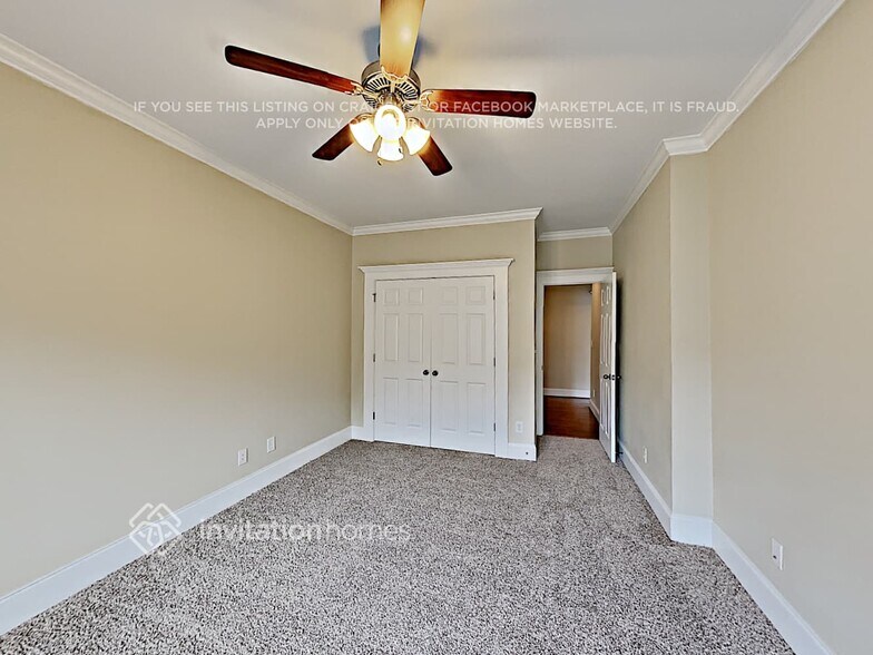 Building Photo - 2350 Bouldercliff Way SE