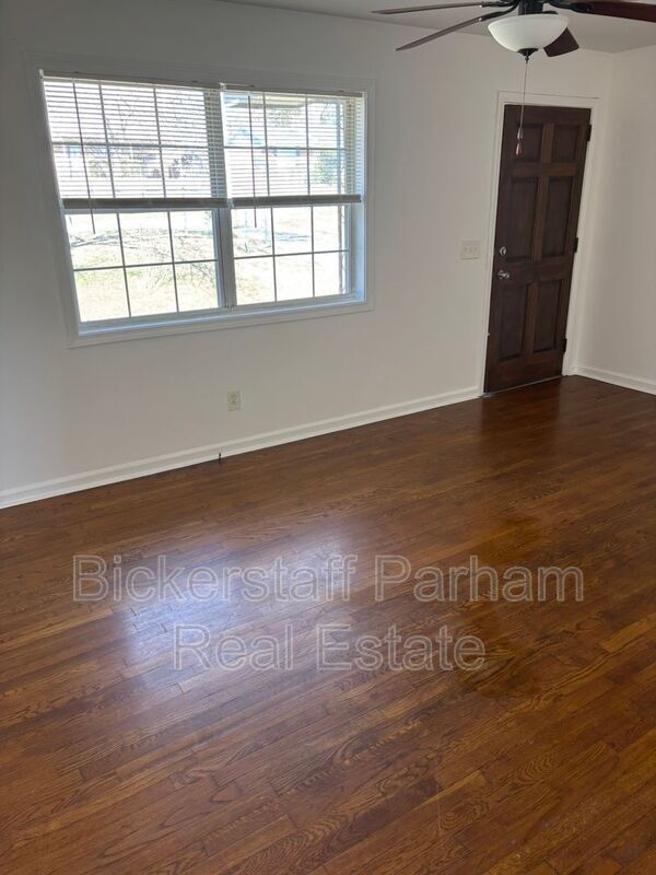 Building Photo - 5844 Blueridge Dr