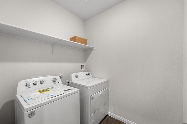 Building Photo - 225 Caddo Bnd