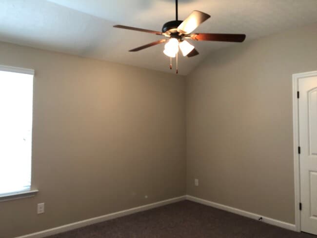 Building Photo - 3016 Ashley Lp