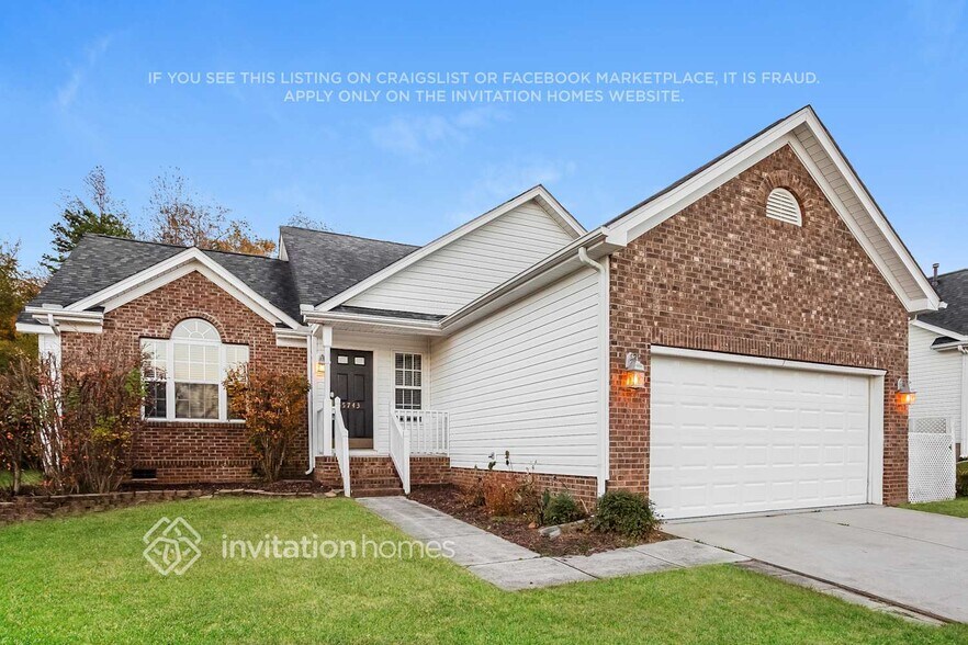 Building Photo - 5743 Heron Point Pl SW