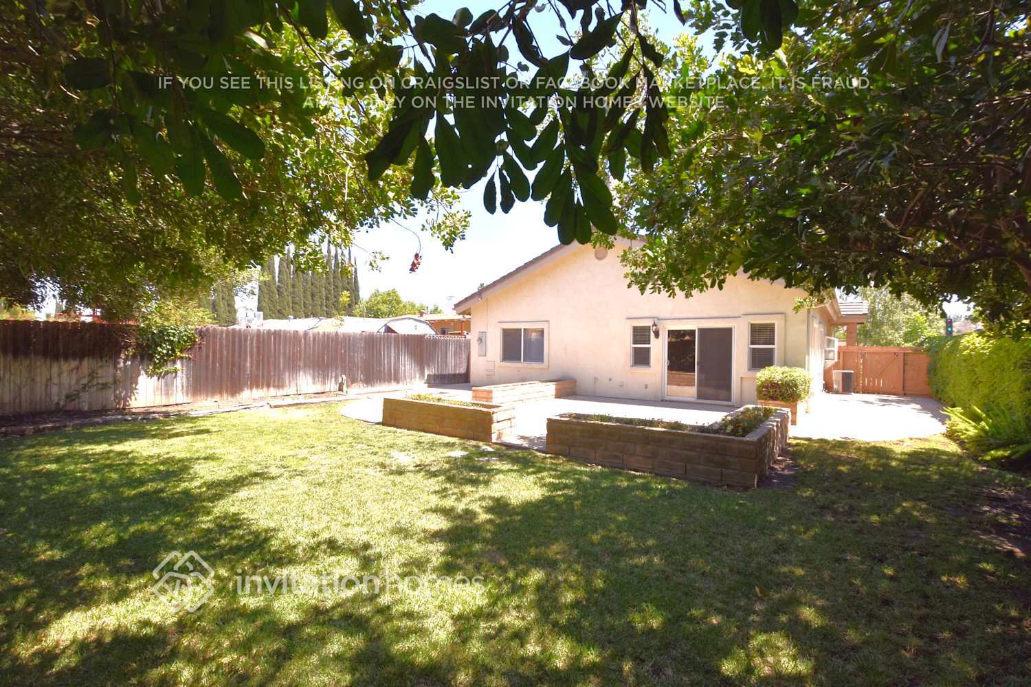 Building Photo - 113 E Bonita Dr