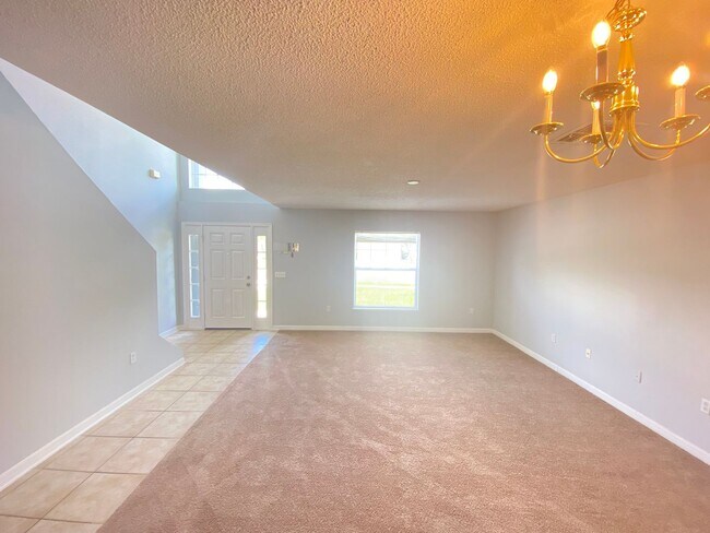 Building Photo - Beautiful 4B/3.5B/2 Car Garage 2-Story Home!