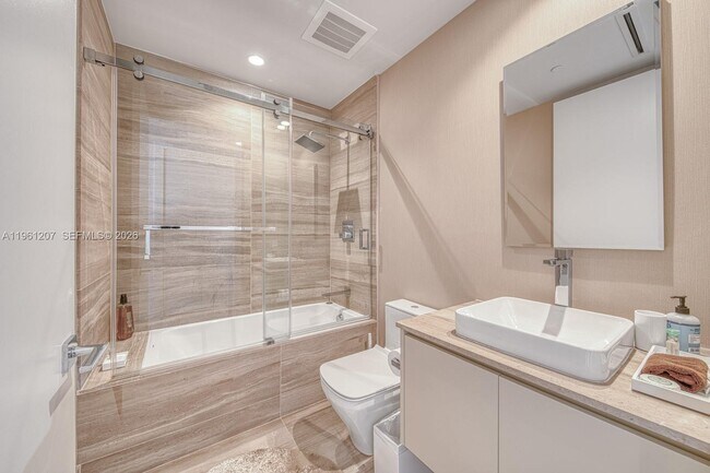 Building Photo - 5775 Collins Ave