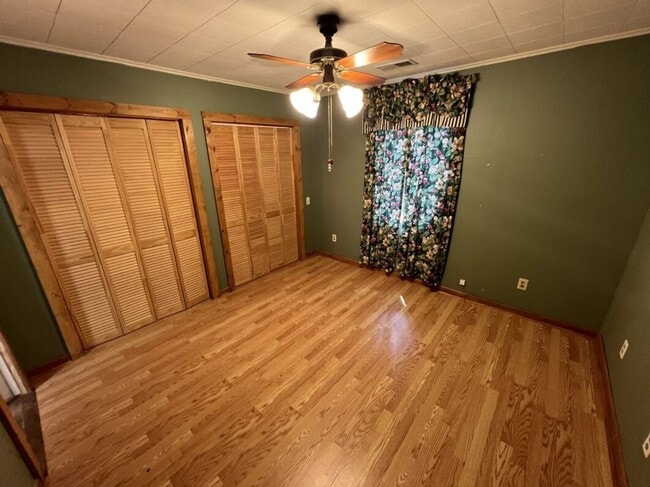 Building Photo - Spacious 5-Bedroom Home in Prime Zachary Location