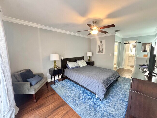 Building Photo - 7174 Sportsman Dr