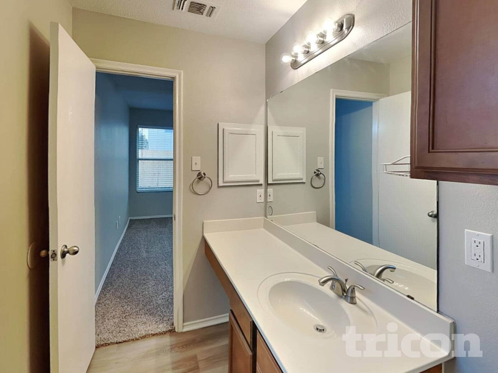 Building Photo - 172 Washington Way