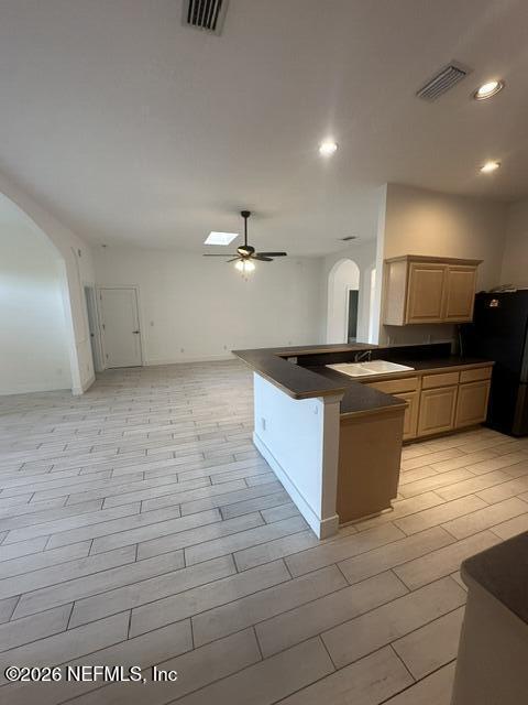 Building Photo - 105 Oceans Edge Dr