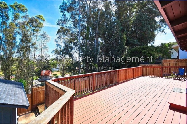 Building Photo - 25 Ralston Dr