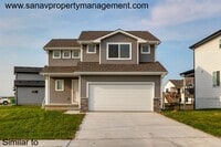 Building Photo - Prime Living: A Spacious Haven with Fenced Backyard in Ankeny