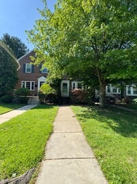 Building Photo - Charming 3 Bedroom/1 Bathroom Townhome in Rodgers Forge Neighborhood, MD!