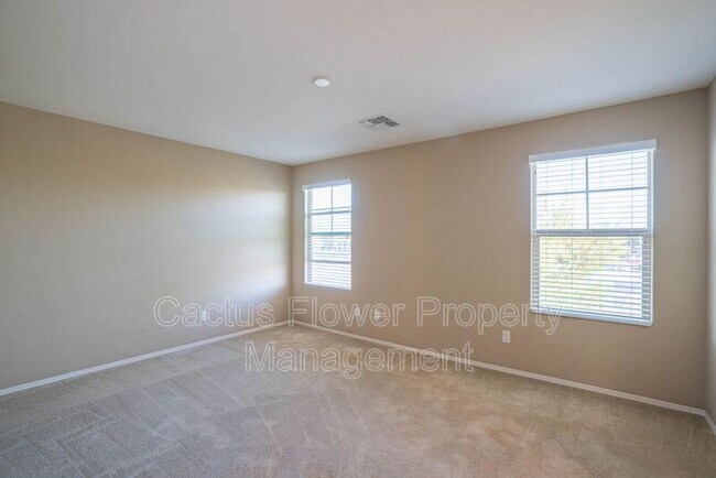 Building Photo - 533 N Ranger Trail