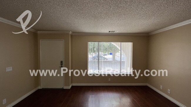 Building Photo - 3 Bed, 2 Bath Helendale Home!!!