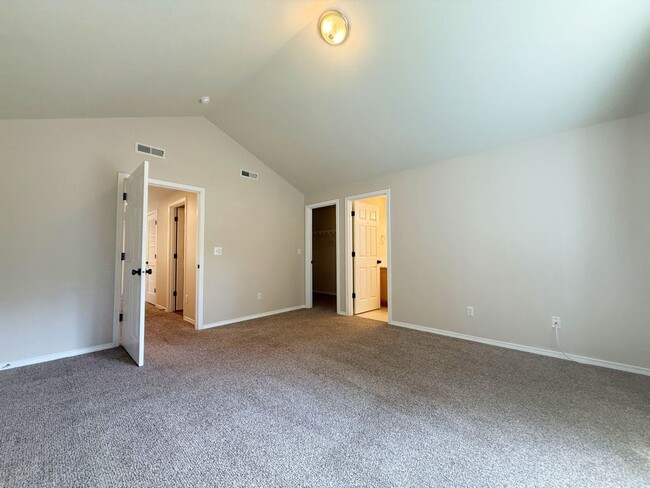 Building Photo - Updated Craftsman on Corner Lot in Aloha~ ...