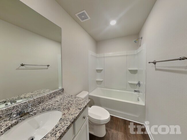 Building Photo - 1100 Amadas Dr