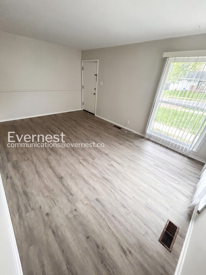 Building Photo - 7826 Blandford Dr