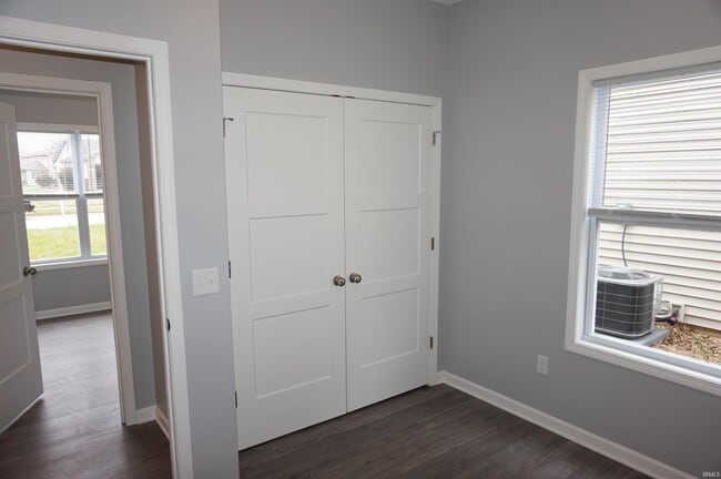 Building Photo - 6227 Becker Dr