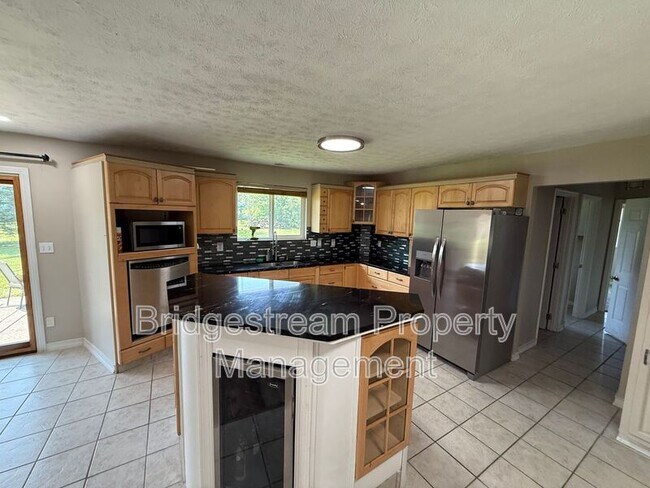 Building Photo - 3579 Timbrook Ct