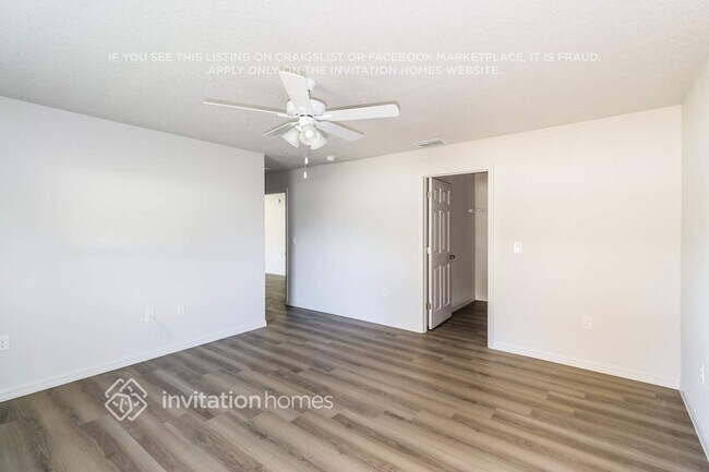 Building Photo - 1499 Higbee St SE