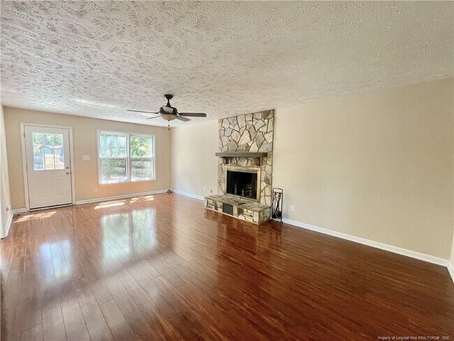 Building Photo - 384 Bahama Loop