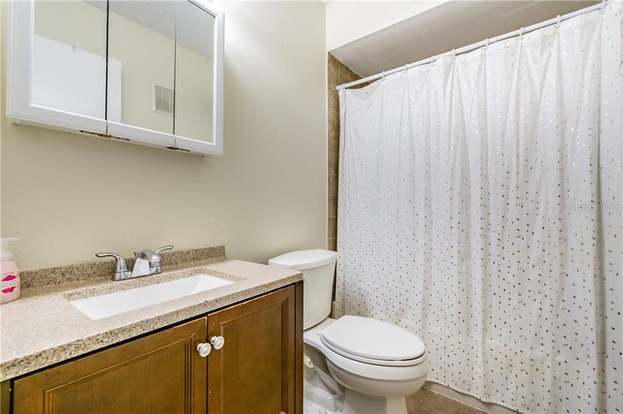 Building Photo - 13608 S Village Dr