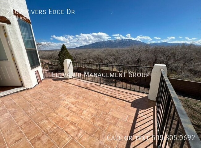 Building Photo - Spacious 5 Bedroom, Views, Refrigerated Ai...