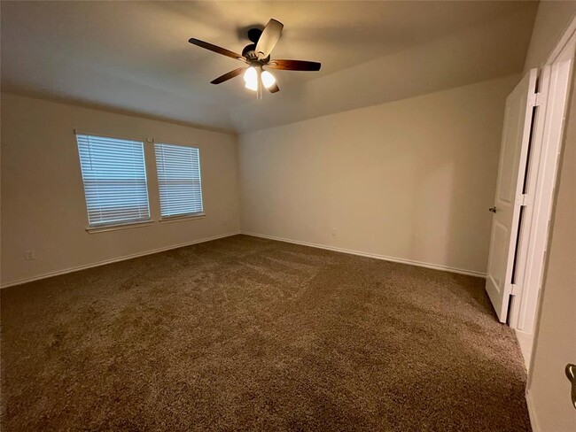 Building Photo - 705 Farmstead Wy