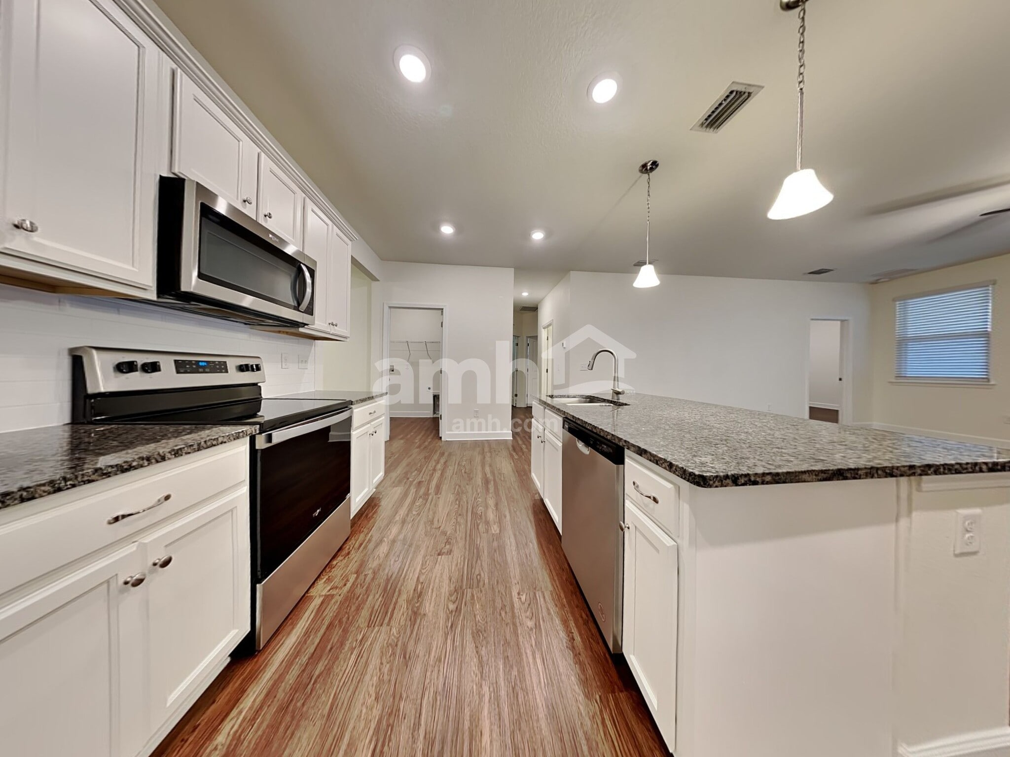 Building Photo - 105 Moultrie Crossing Ln