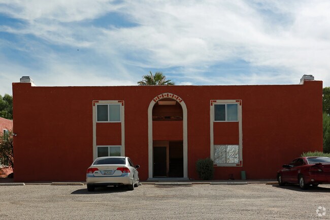 Building Photo - 914-926 N Belvedere Ave