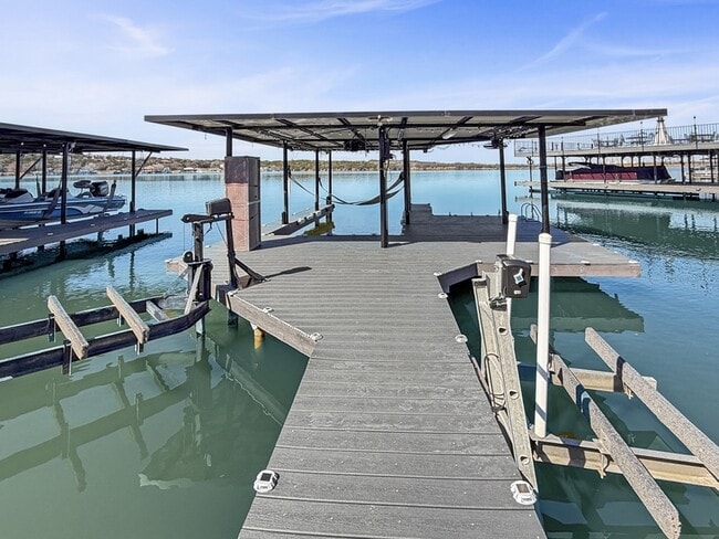 Building Photo - 6505 Christa Ct