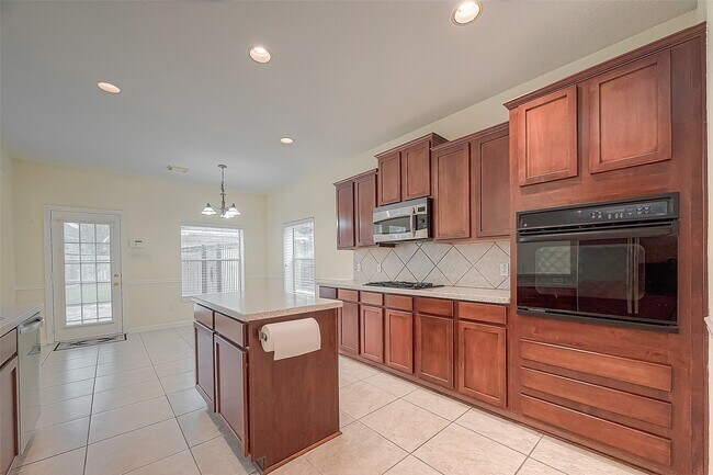 Building Photo - 3218 Twinmont Ln
