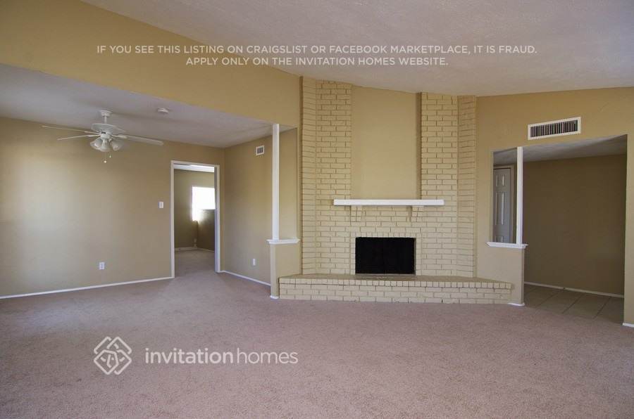 Building Photo - 656 Priscilla Ln