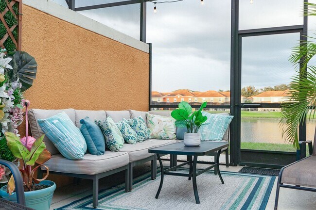 Building Photo - Stunning 4BR Resort Home in Four Corners, ...