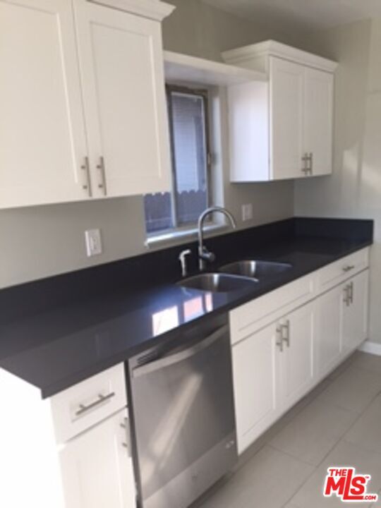 Building Photo - 744 Chestnut Ave