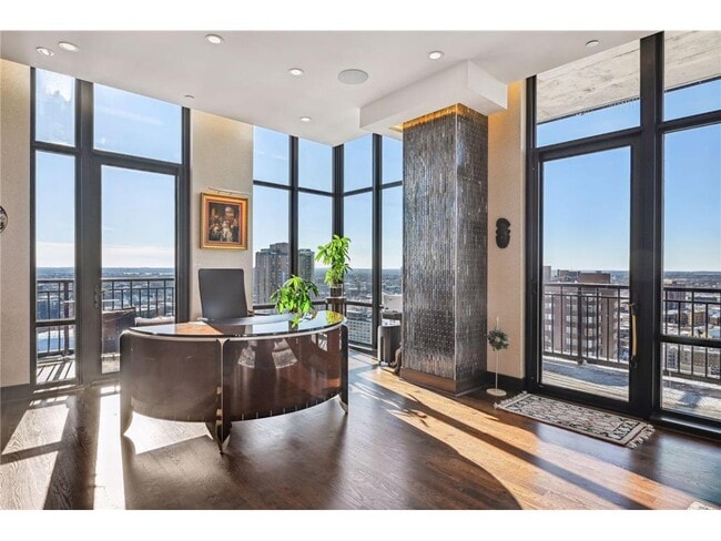 Building Photo - 201 S 11th St