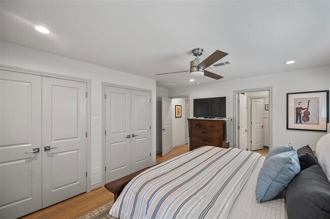 Building Photo - 1615 Maux Dr