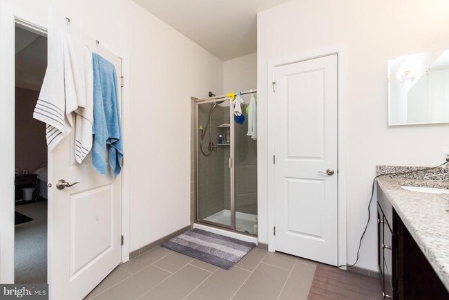 Building Photo - 207 Brinley Ct