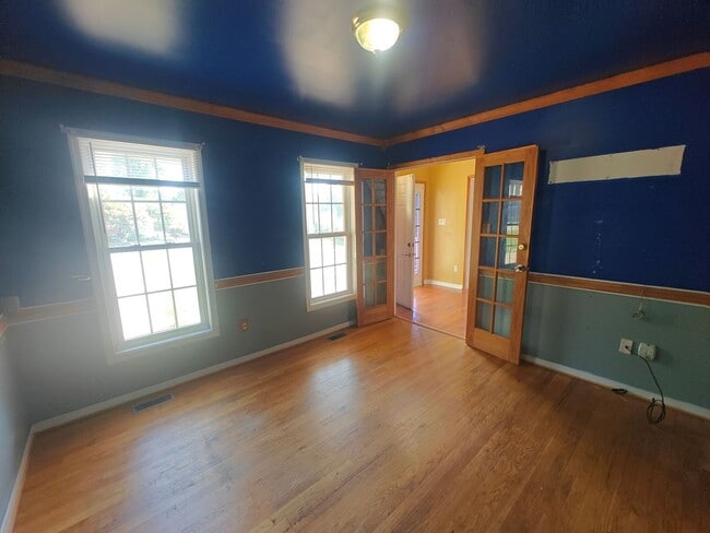 Building Photo - 4037 Birdbrook Dr