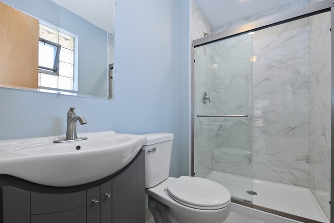 Building Photo - 6238 W 63rd St