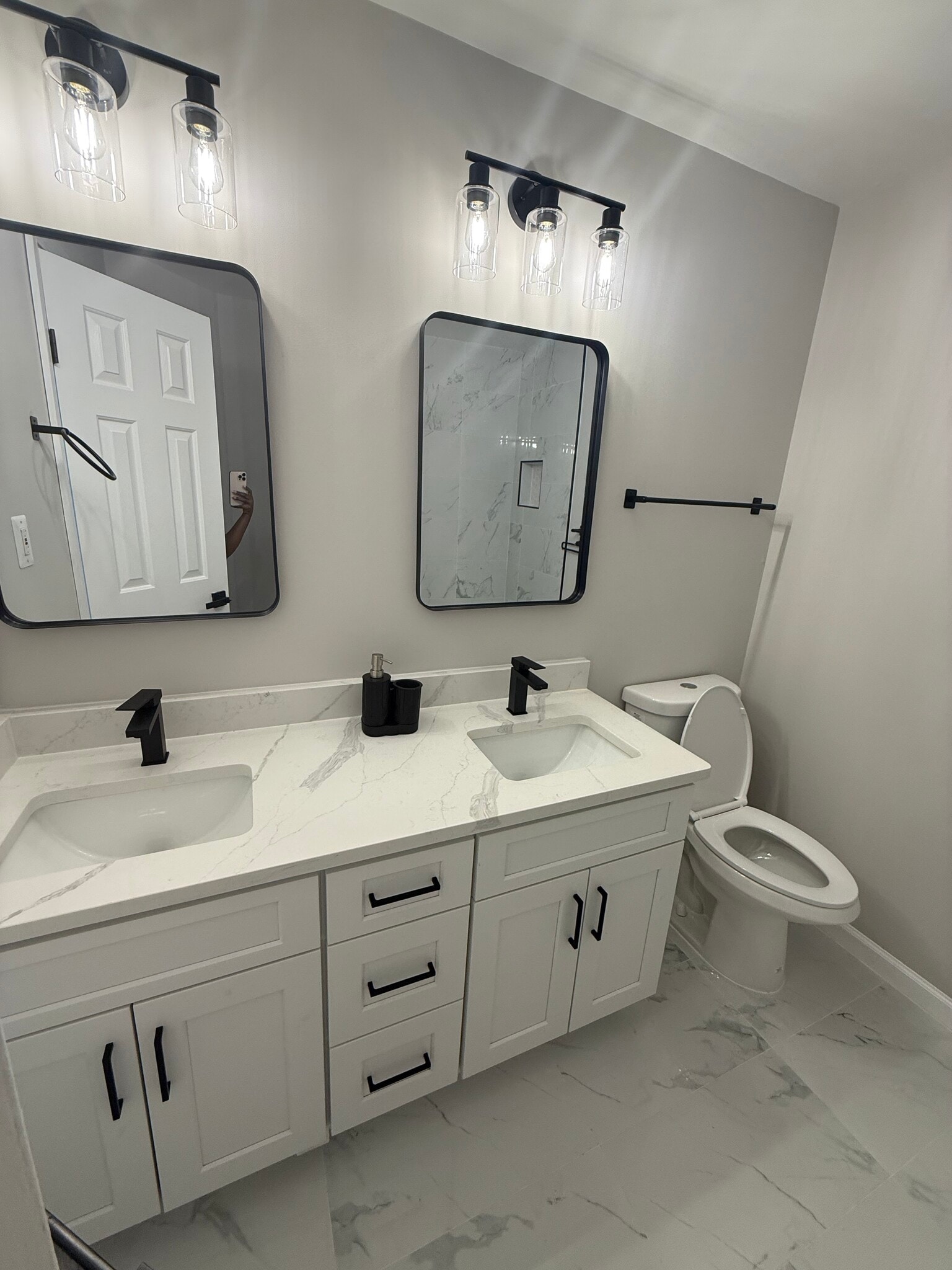 Bathroom - 3520 Golden Hill Dr